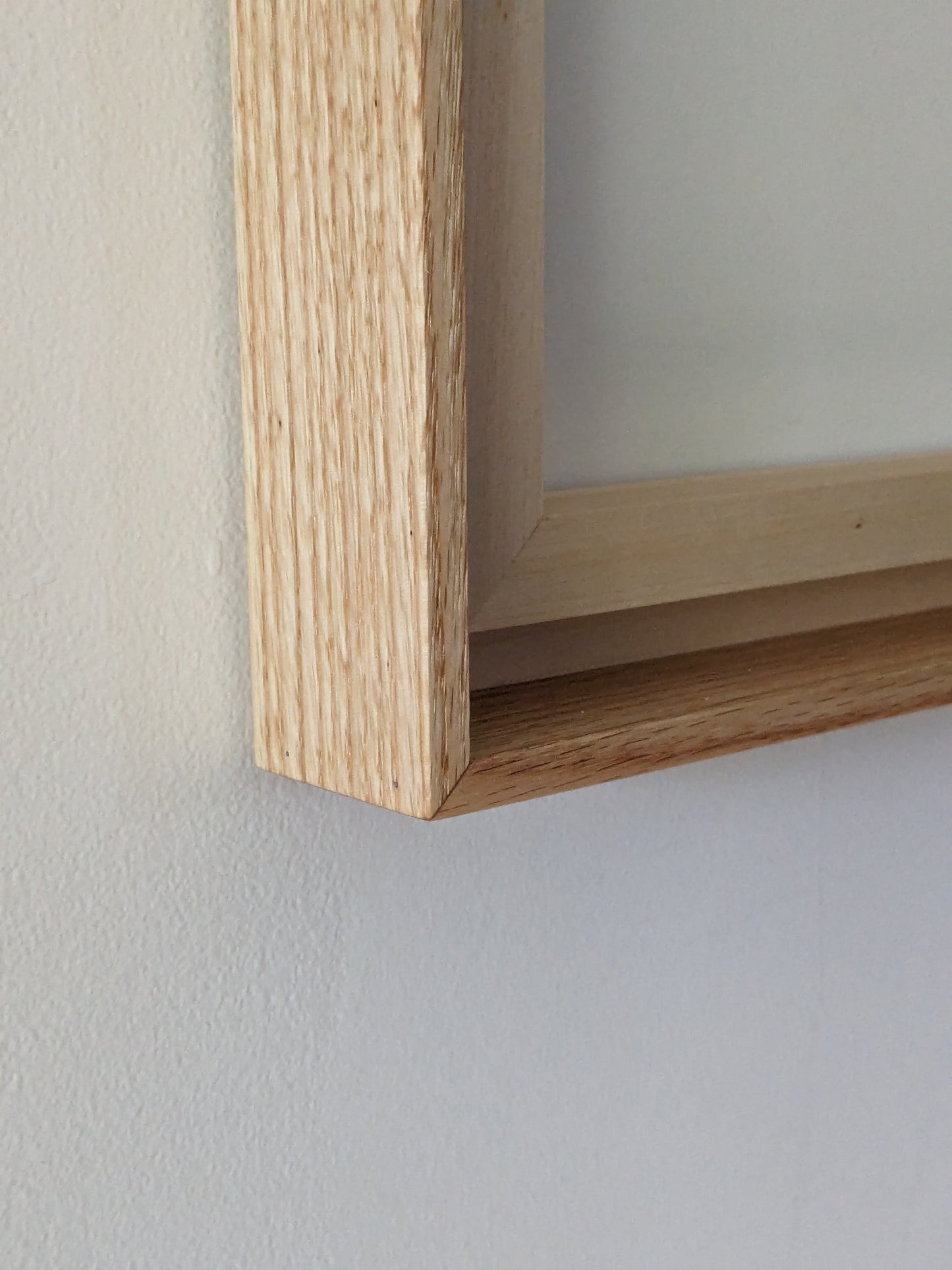 Oak Wood Floater Frame for 3/4" canvas